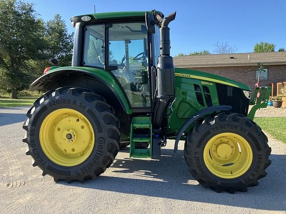 Image of John Deere 6120M equipment image 2