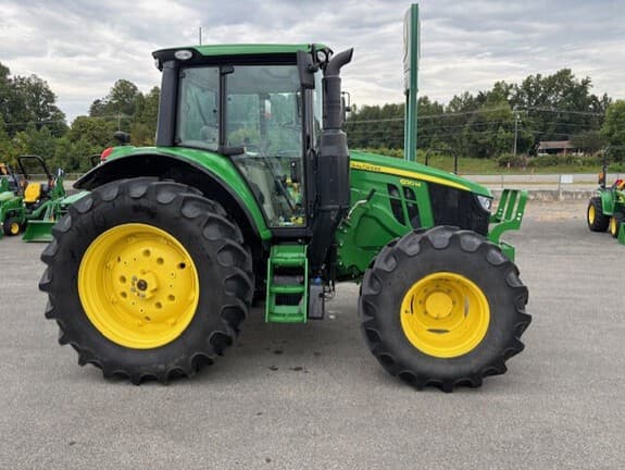 Image of John Deere 6120M equipment image 4