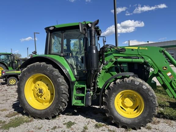 Image of John Deere 6120M equipment image 2