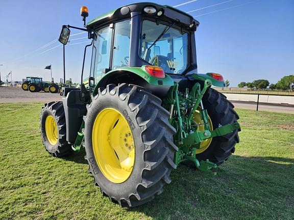Image of John Deere 6120M equipment image 2