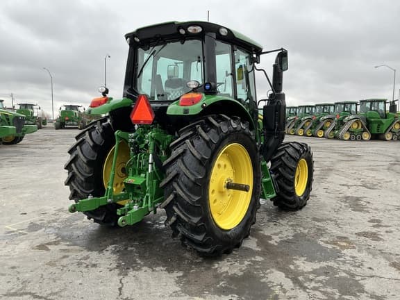 Image of John Deere 6120M equipment image 4