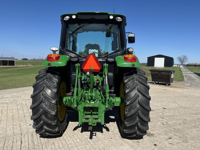 Image of John Deere 6120M equipment image 4