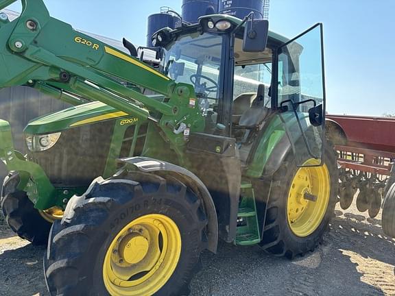 Image of John Deere 6120M equipment image 1