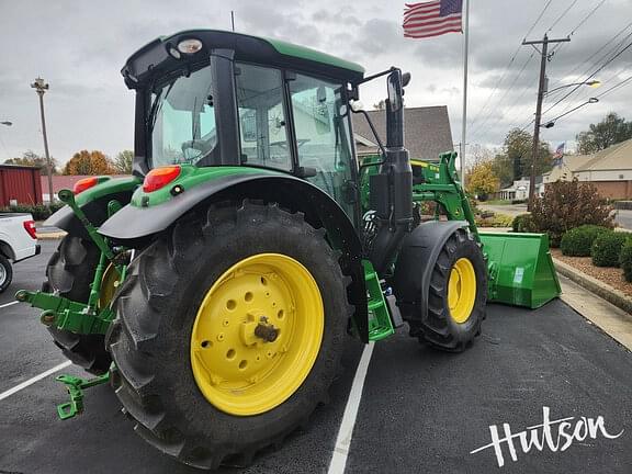 Image of John Deere 6120M equipment image 4