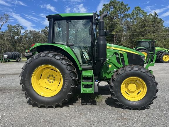 Image of John Deere 6120M equipment image 1