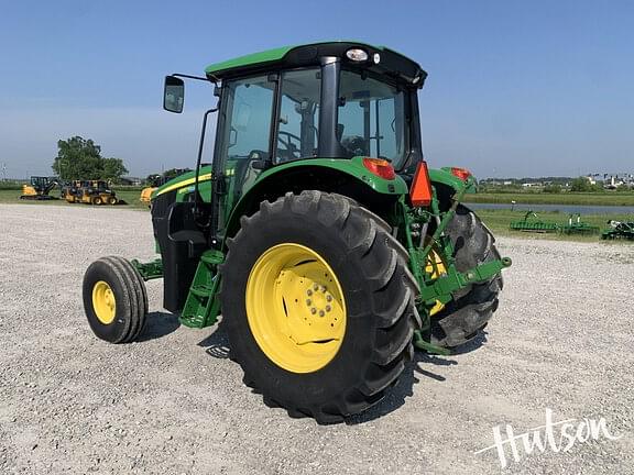 Image of John Deere 6120M equipment image 4