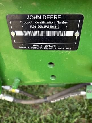 Image of John Deere 6120M equipment image 2