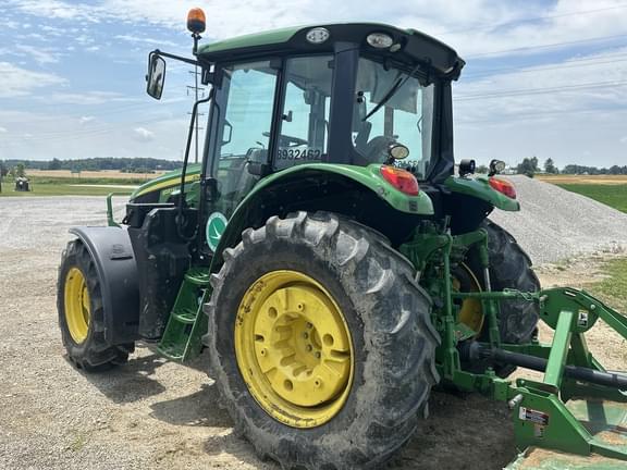 Image of John Deere 6120M equipment image 2