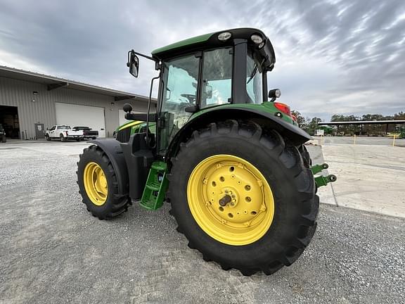 Image of John Deere 6120M equipment image 2