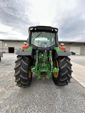 Image of John Deere 6120M equipment image 4