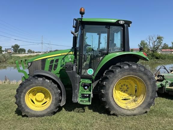 Image of John Deere 6120M equipment image 1