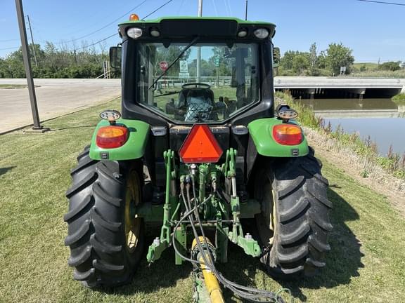 Image of John Deere 6120M equipment image 3