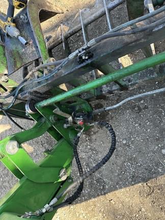Image of John Deere 6120M equipment image 2