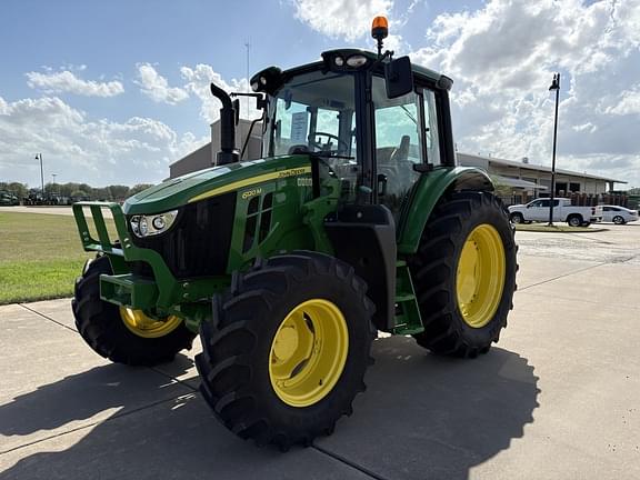 Image of John Deere 6120M equipment image 1