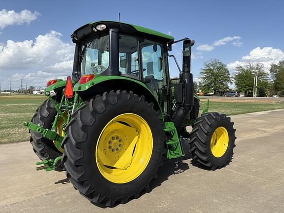 Image of John Deere 6120M equipment image 4