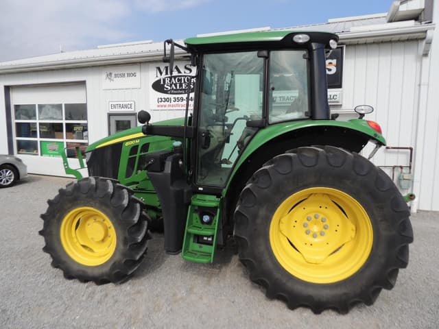 Image of John Deere 6120M equipment image 1
