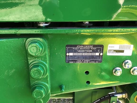 Image of John Deere 6120M equipment image 1