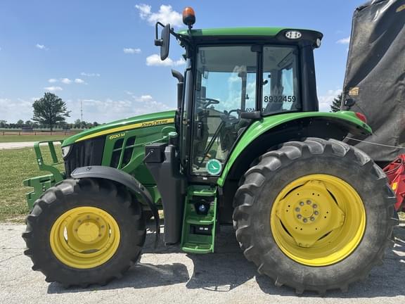 Image of John Deere 6120M equipment image 1