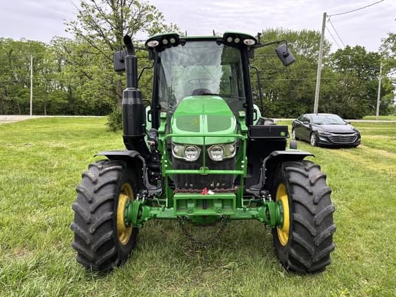 Image of John Deere 6120M equipment image 1