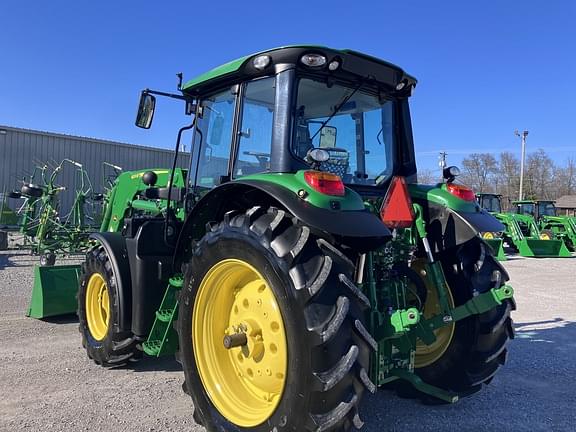 Image of John Deere 6120M equipment image 1