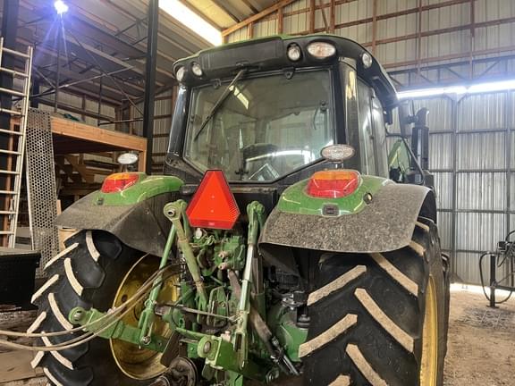 Image of John Deere 6120M equipment image 3