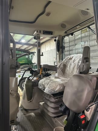 Image of John Deere 6120M equipment image 3