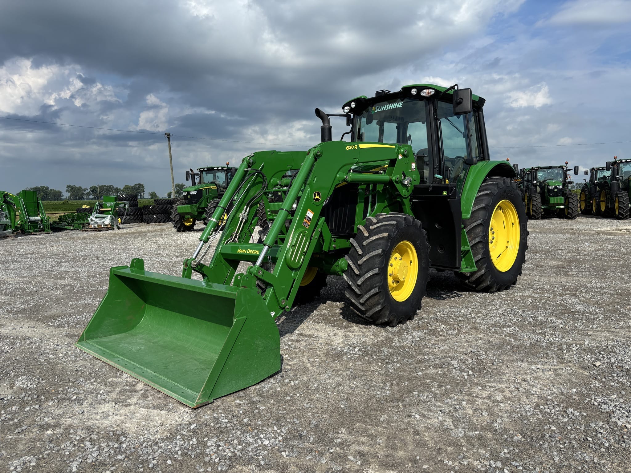 2023 John Deere 6120M Equipment Image0