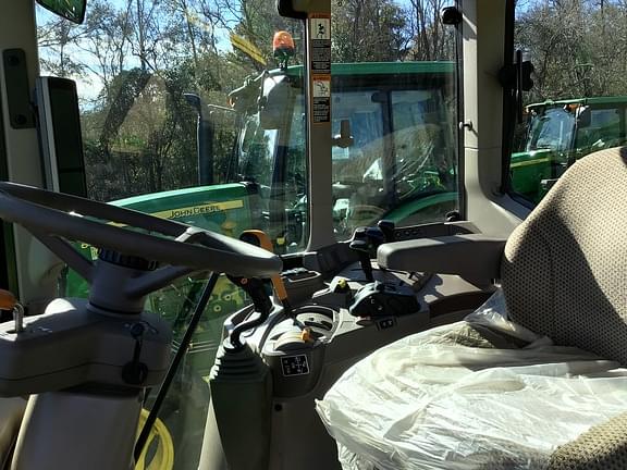 Image of John Deere 6120M equipment image 4