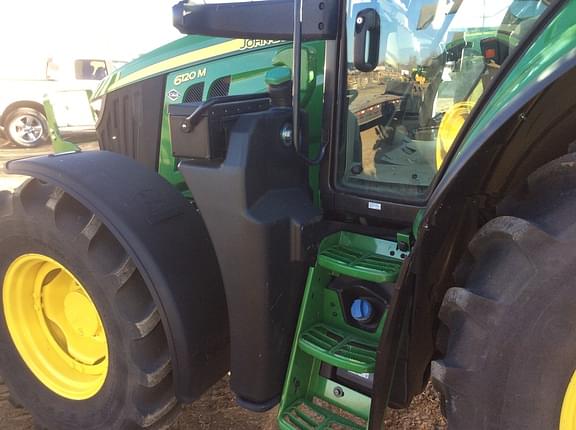 Image of John Deere 6120M equipment image 4