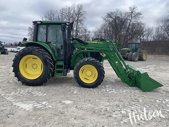 Image of John Deere 6120M equipment image 4