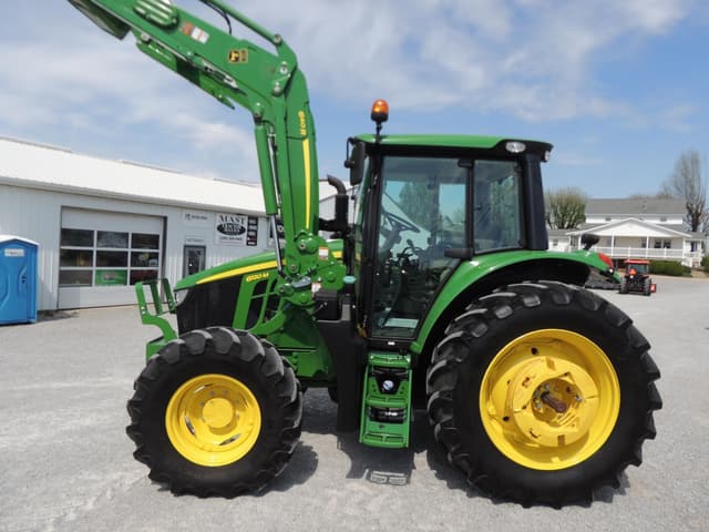 Image of John Deere 6120M equipment image 2