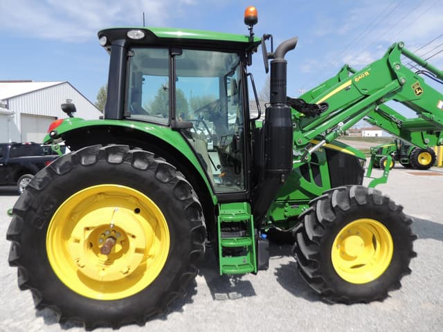 Image of John Deere 6120M equipment image 3