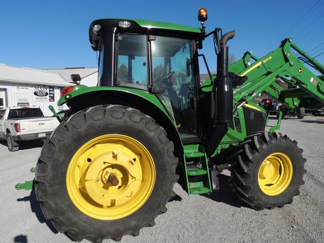 Image of John Deere 6120M equipment image 3