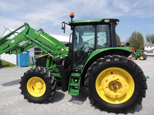 Image of John Deere 6120M equipment image 1