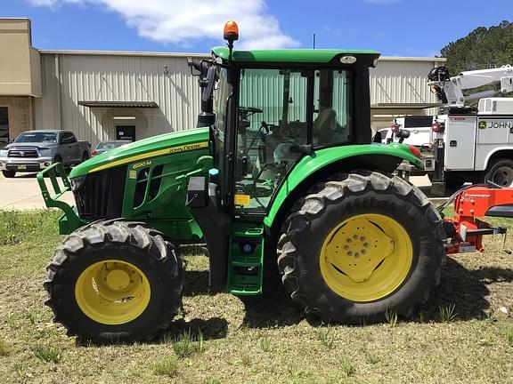 Image of John Deere 6120M equipment image 1