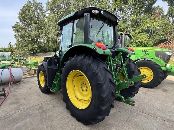 Image of John Deere 6120M equipment image 2