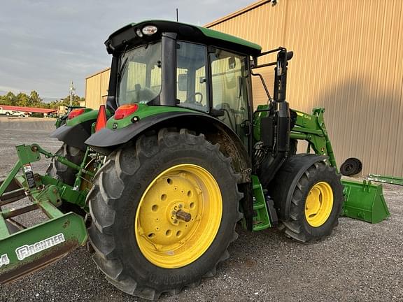 Image of John Deere 6120M equipment image 2