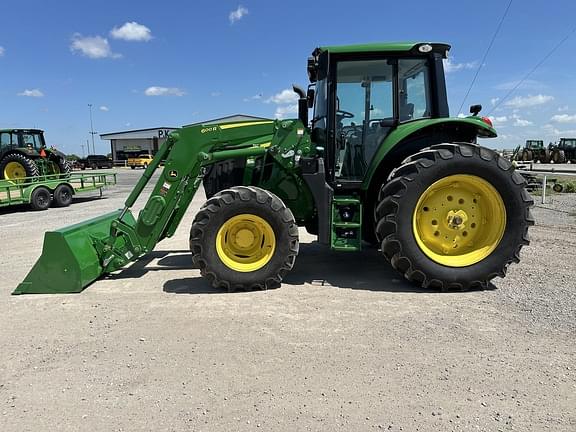 Image of John Deere 6120M equipment image 1