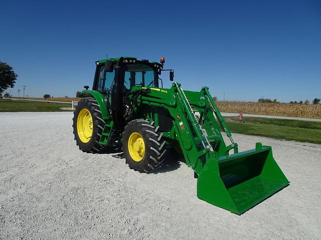 Image of John Deere 6120M equipment image 4