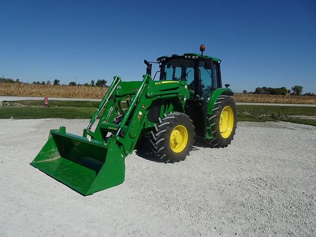 Image of John Deere 6120M equipment image 1