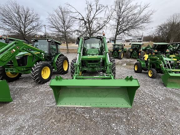 Image of John Deere 6120M equipment image 1