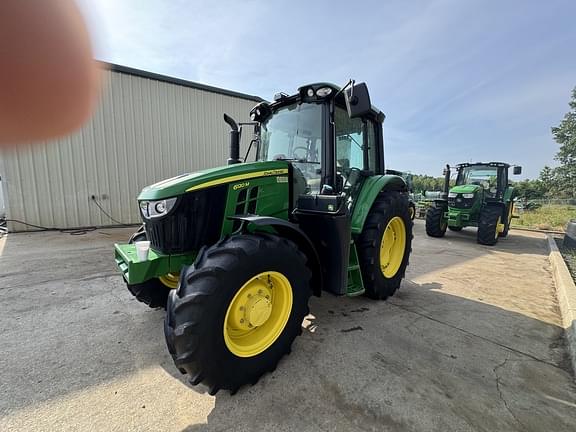 Image of John Deere 6120M equipment image 1