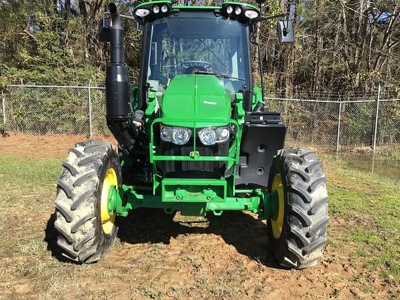 Image of John Deere 6120M equipment image 2