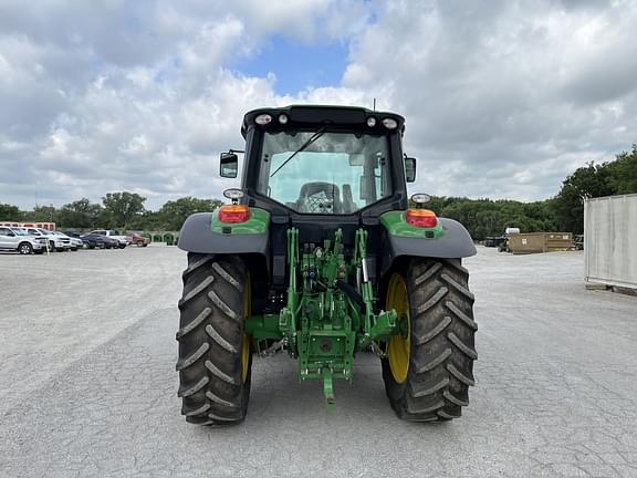 Image of John Deere 6120M equipment image 3