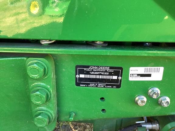 Image of John Deere 6120M equipment image 1