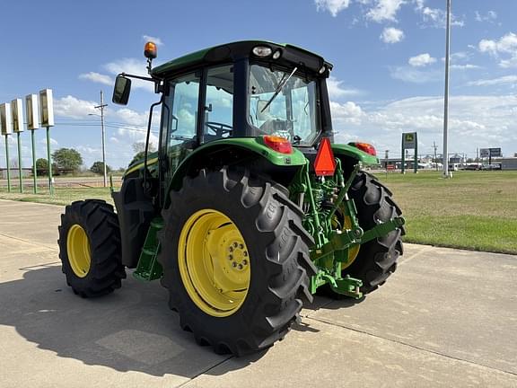 Image of John Deere 6120M equipment image 2