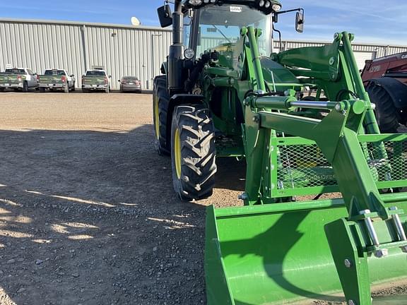 Image of John Deere 6120M equipment image 4