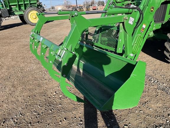 Image of John Deere 6120M equipment image 3