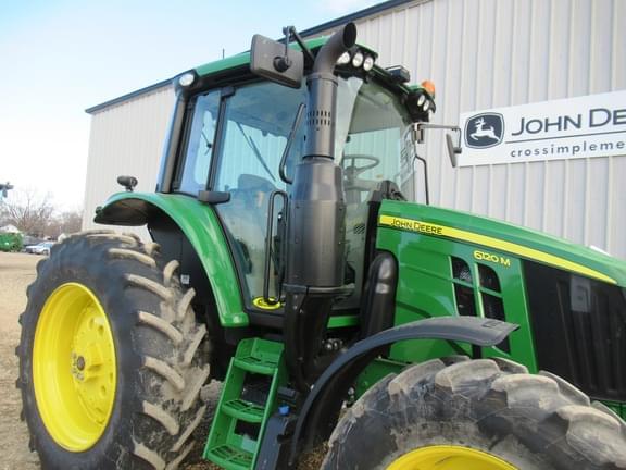 Image of John Deere 6120M equipment image 2