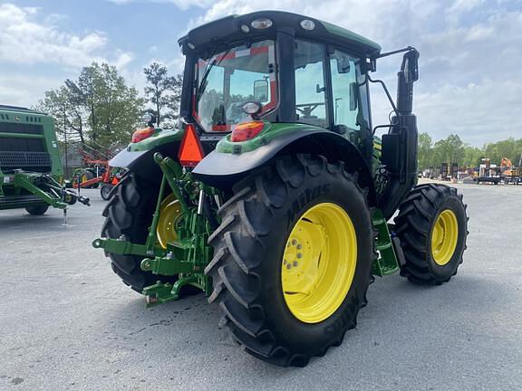 Image of John Deere 6120M equipment image 2
